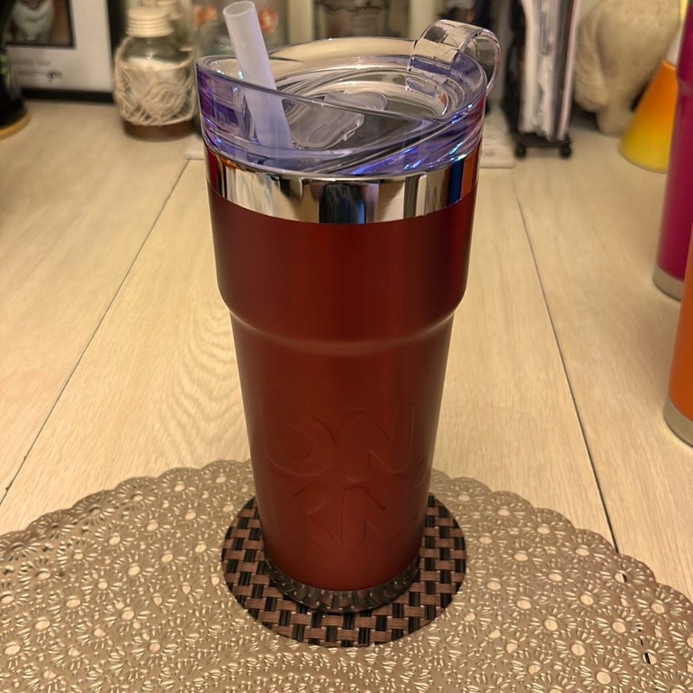 Dunkin’ Donuts 24oz Travel Tumbler